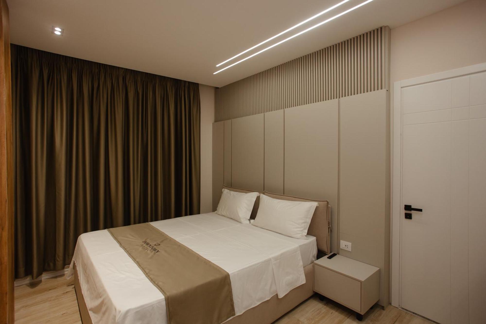 Downtown Hotel Shkodra Exterior foto